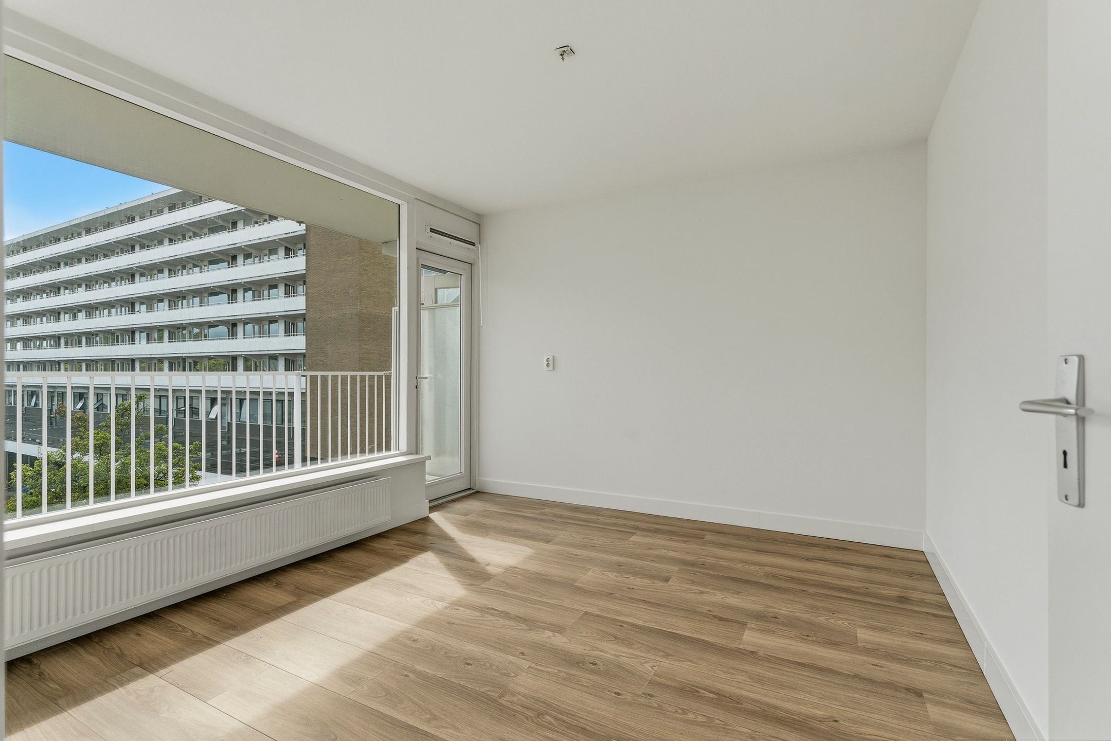 Photo 3 of Rijswijkstraat 25