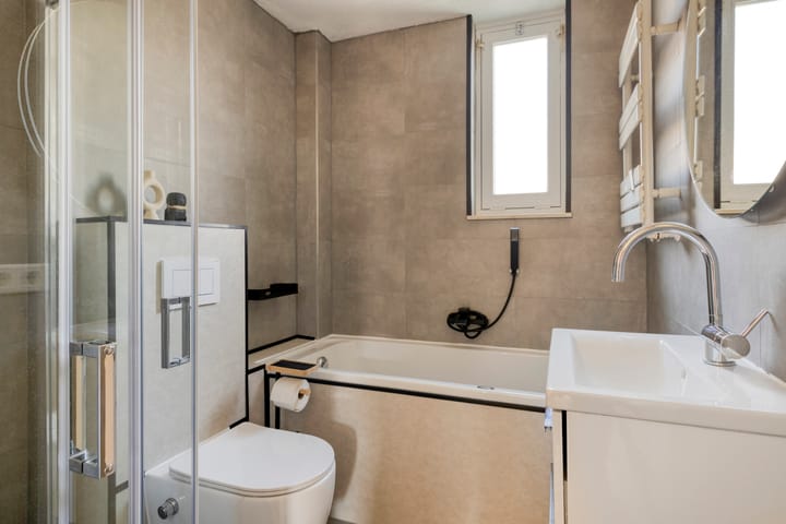 Tussenwoning te koop: Kapellerhof 55, Roermond