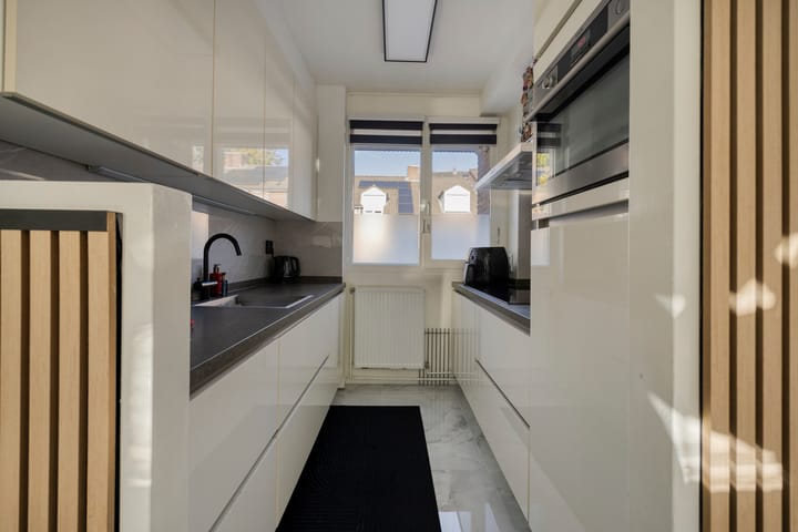 Tussenwoning te koop: Kapellerhof 55, Roermond