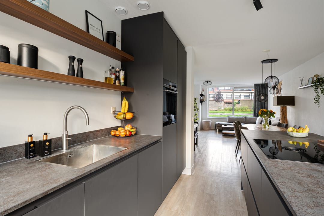 Photo 16 of van Swietenstraat 3