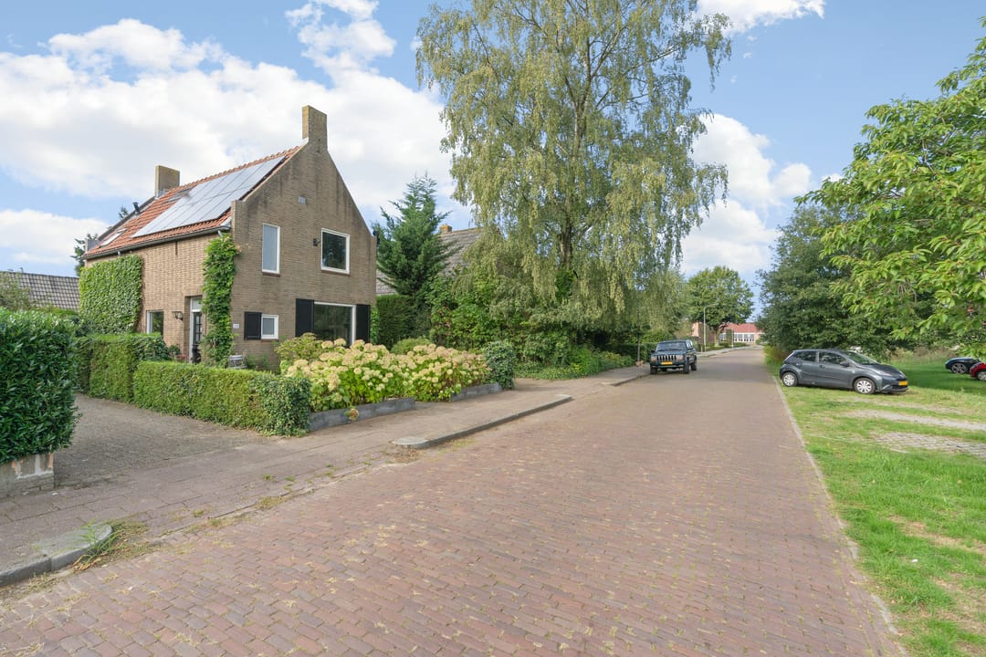 Photo 41 of Schoolstraat 28