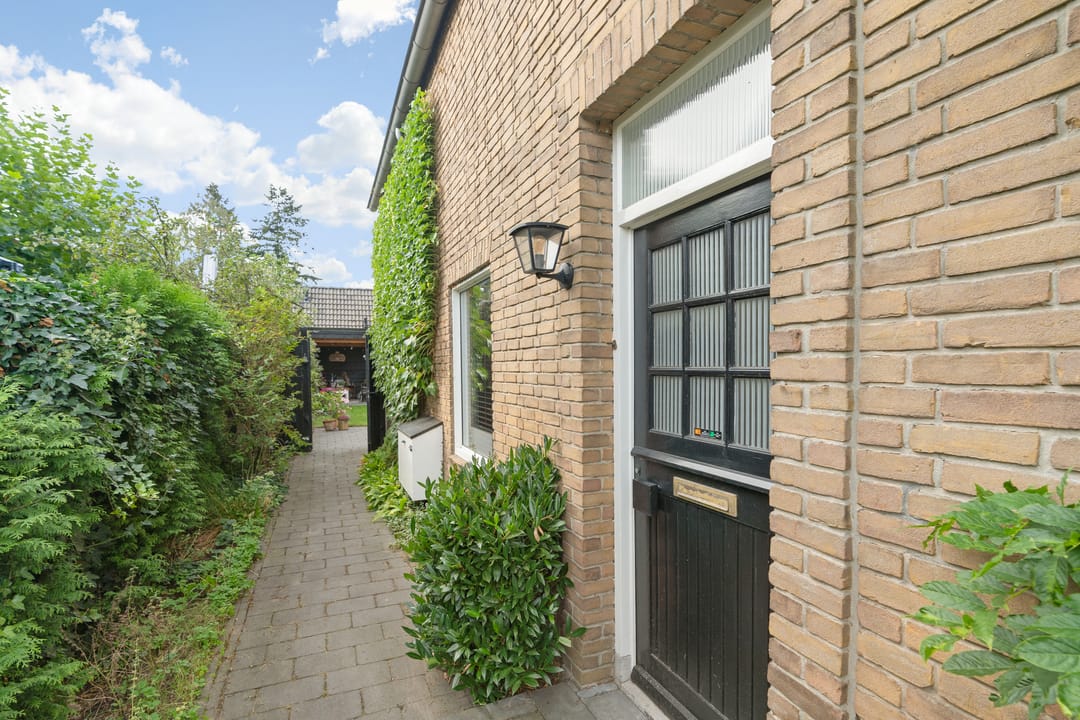 Photo 37 of Schoolstraat 28