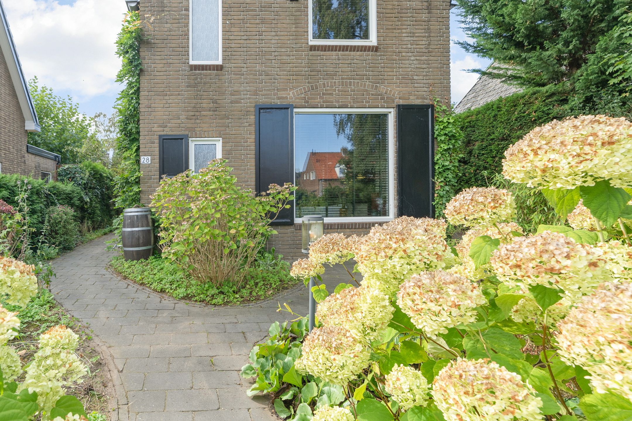 Photo 39 of Schoolstraat 28