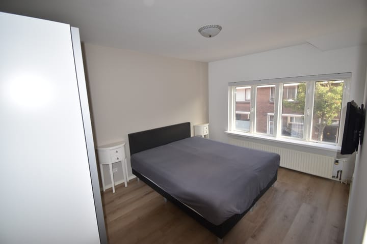 Tussenwoning te koop: Pastoor Vinkesteynstraat 48, Kwintsheul