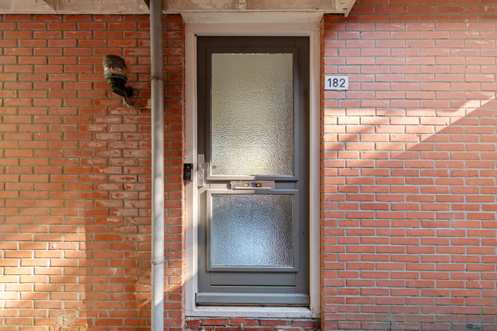 Hoekwoning te koop: Kremersheerd 182, Groningen