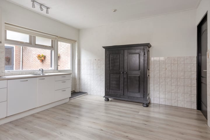 Vrijstaande woning te koop: Oostdam 10, Steenbergen (Nb)