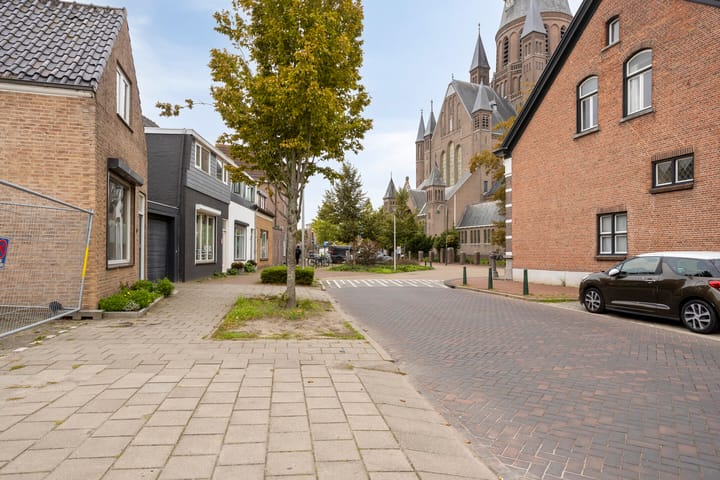 Foto 3 van Oostdam 10