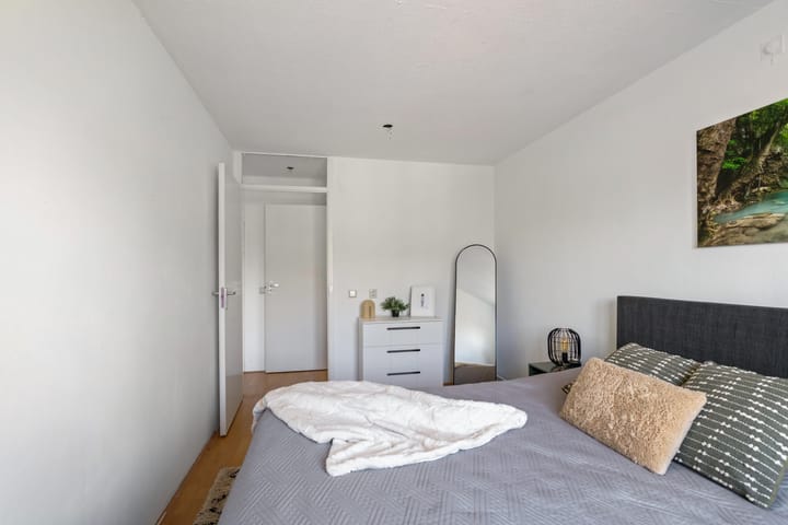 Hoekwoning te koop: Kremersheerd 182, Groningen