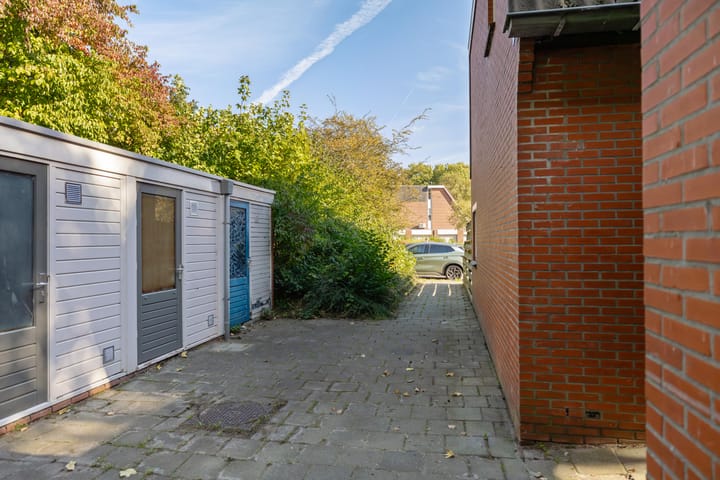 Hoekwoning te koop: Kremersheerd 182, Groningen