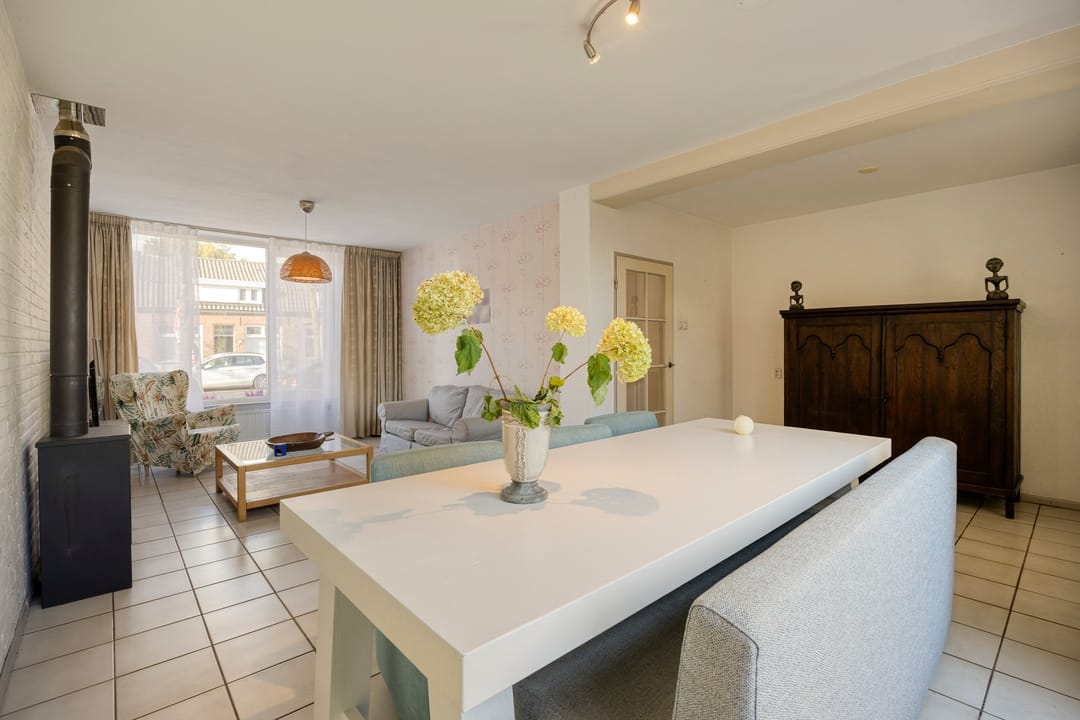 Photo 11 of Tongelresestraat 386