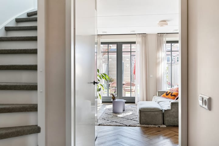 Tussenwoning te koop: Cederhout 35, Waddinxveen