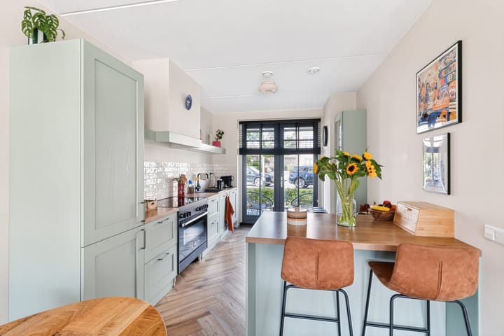 Tussenwoning te koop: Cederhout 35, Waddinxveen