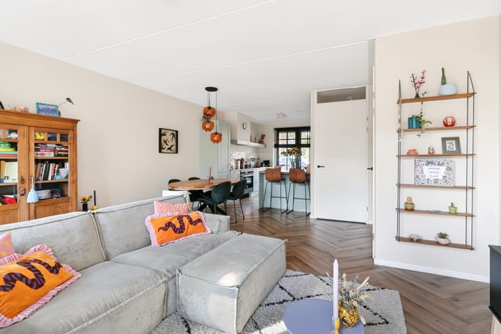 Tussenwoning te koop: Cederhout 35, Waddinxveen