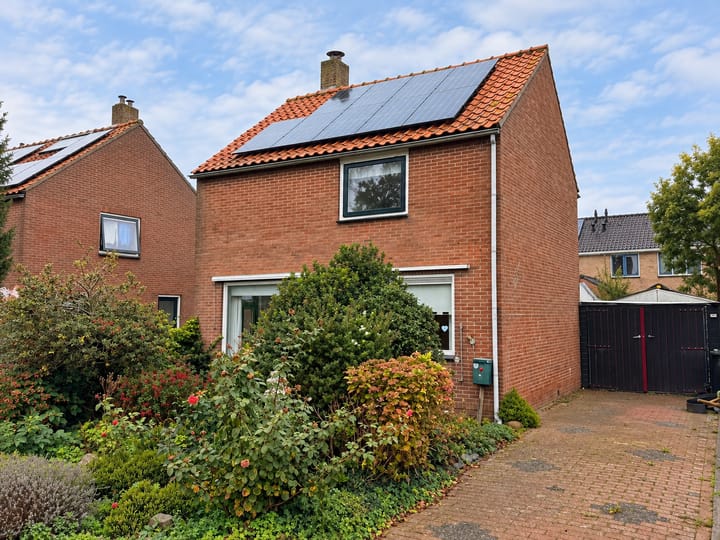 Vrijstaande woning te koop: Wester Meeweg 16, Schellinkhout