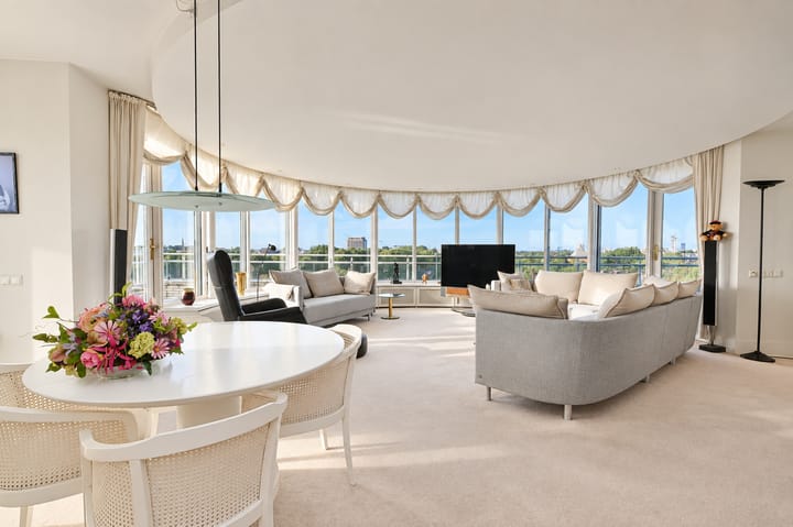 Appartement te koop: Koningin Julianaplein 67, Leidschendam