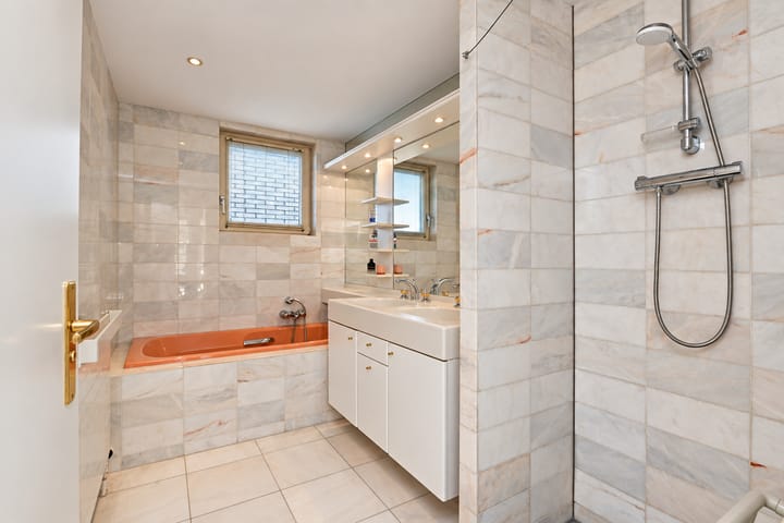 Appartement te koop: Koningin Julianaplein 67, Leidschendam