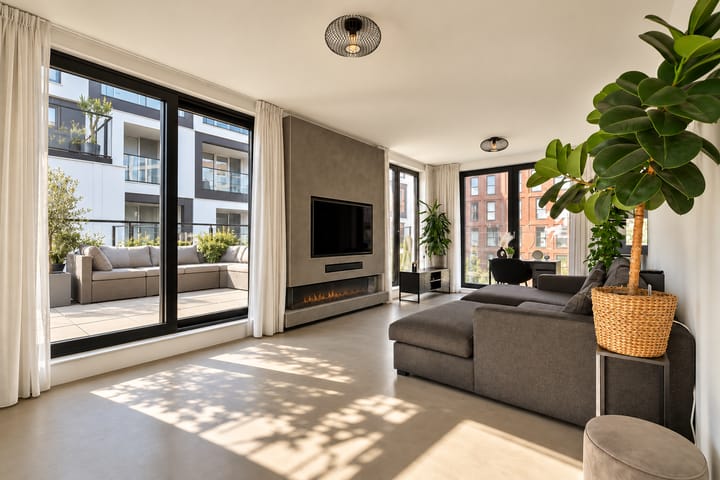 Appartement te koop: Mies van der Rohestraat 47, Hoofddorp