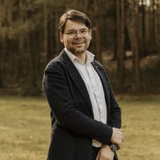 Alex van Nifterik - Director