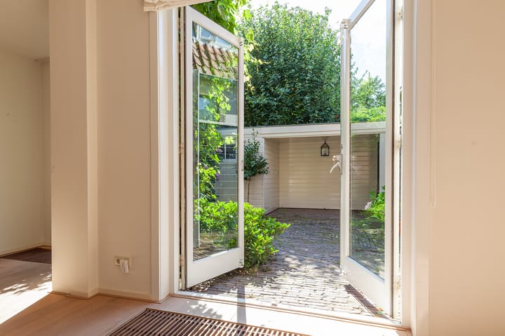 Twee-onder-één-kap te koop: Nieuwe Haven 19, Naarden
