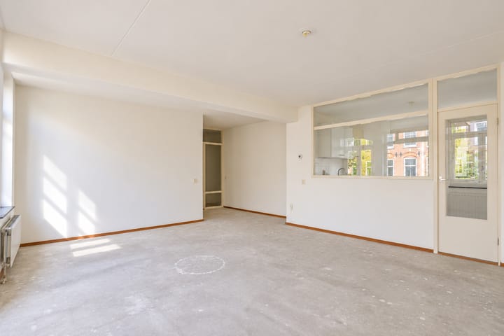 Appartement te huur: Tweede van Swindenstraat 212, Amsterdam