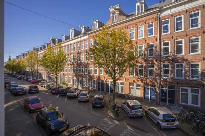 Appartement te huur: Tweede van Swindenstraat 212, Amsterdam