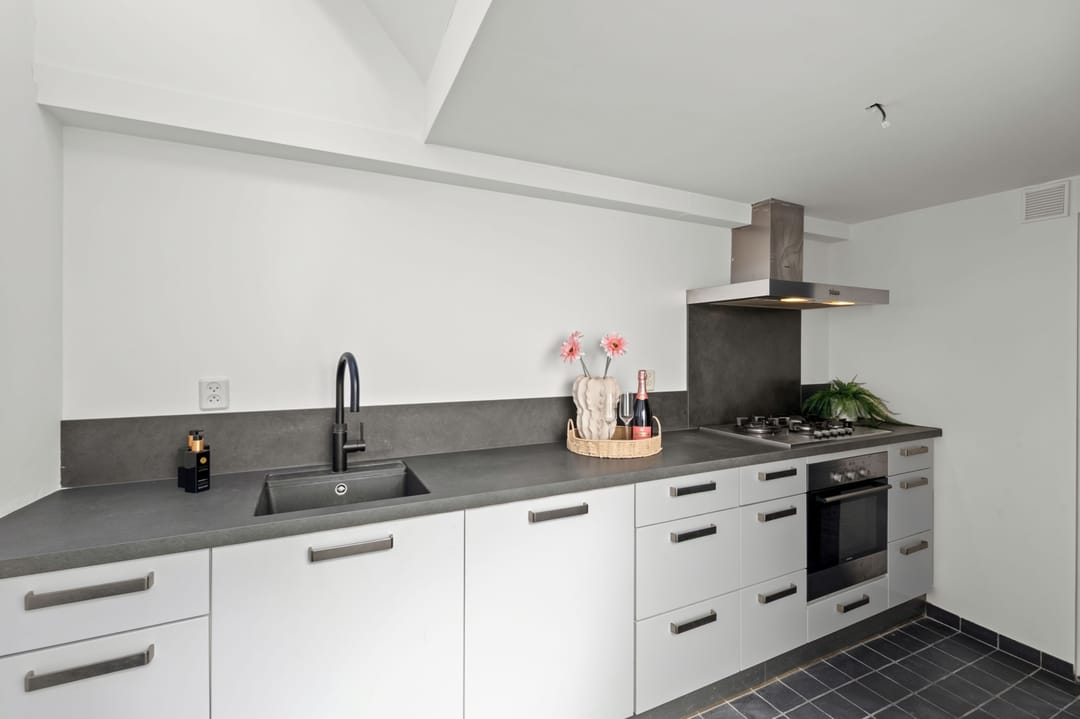 Photo 17 of Raadhuisstraat 104-A