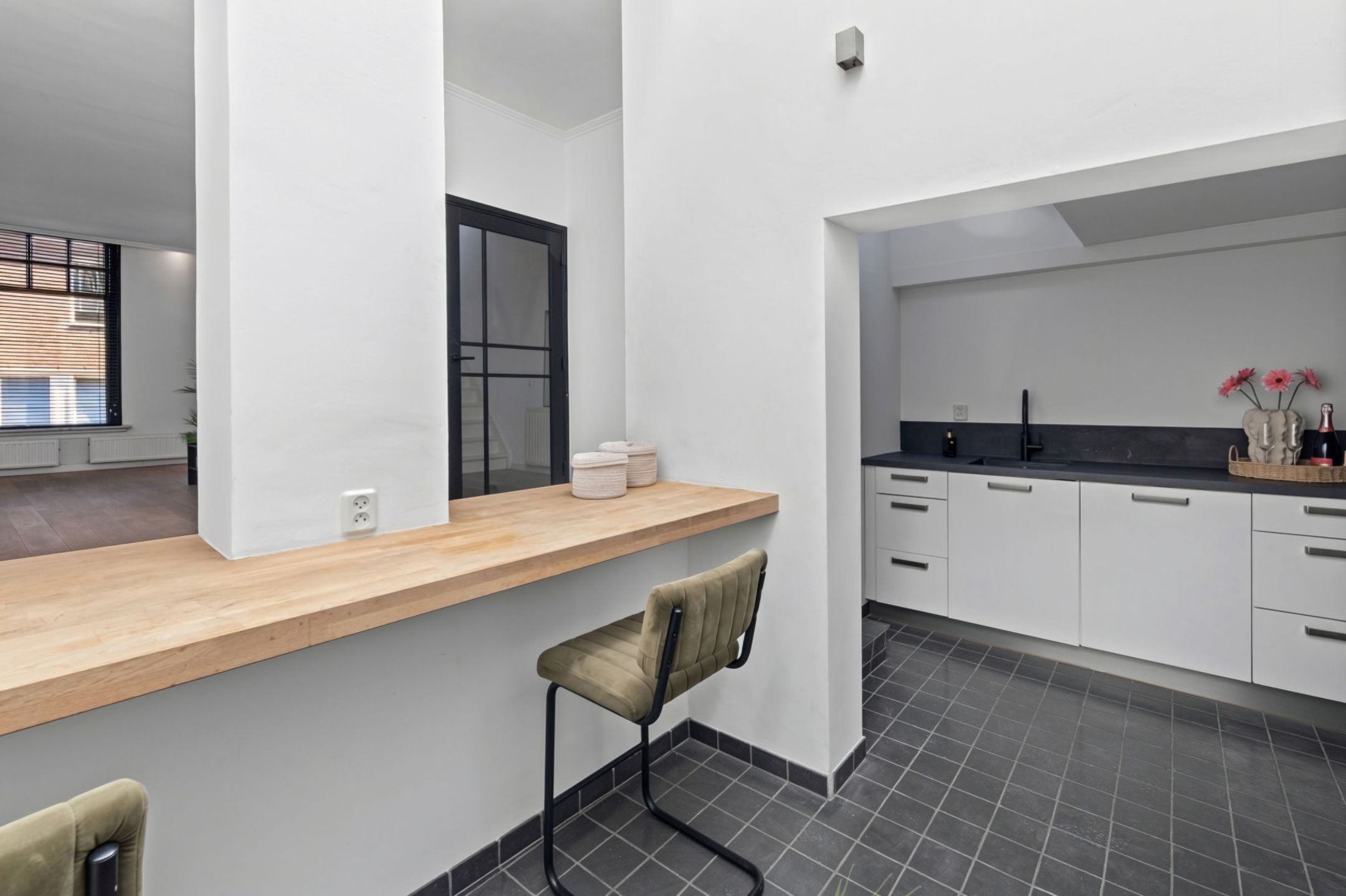 Photo 21 of Raadhuisstraat 104-A
