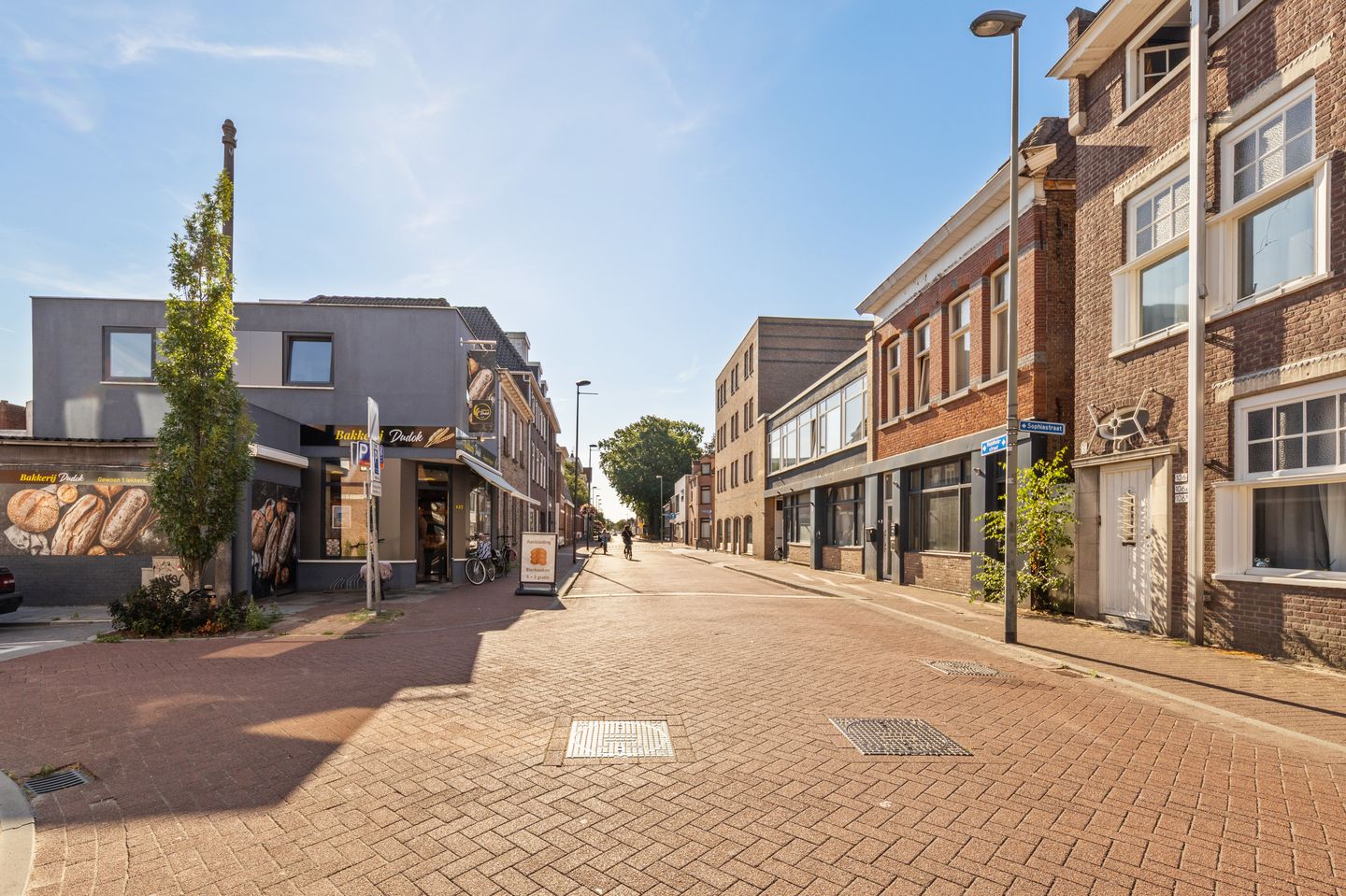 Photo 55 of Raadhuisstraat 104-A