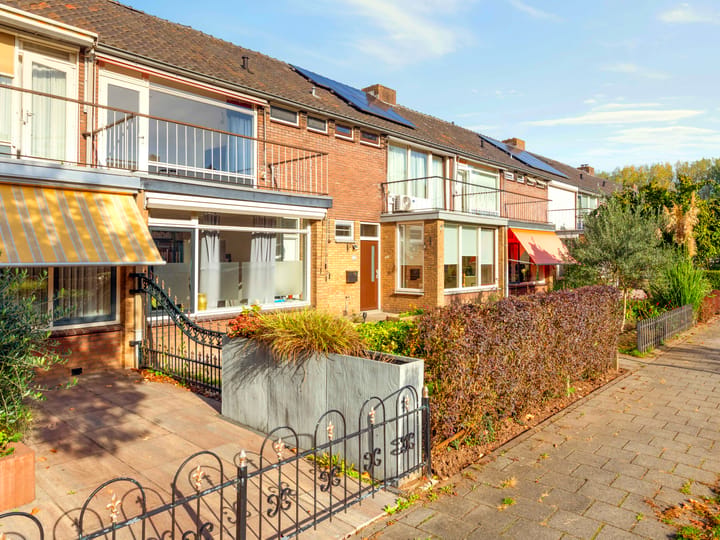 Tussenwoning te koop: Ranonkelstraat 30, Arnhem