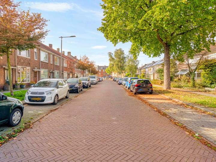 Tussenwoning te koop: Ranonkelstraat 30, Arnhem