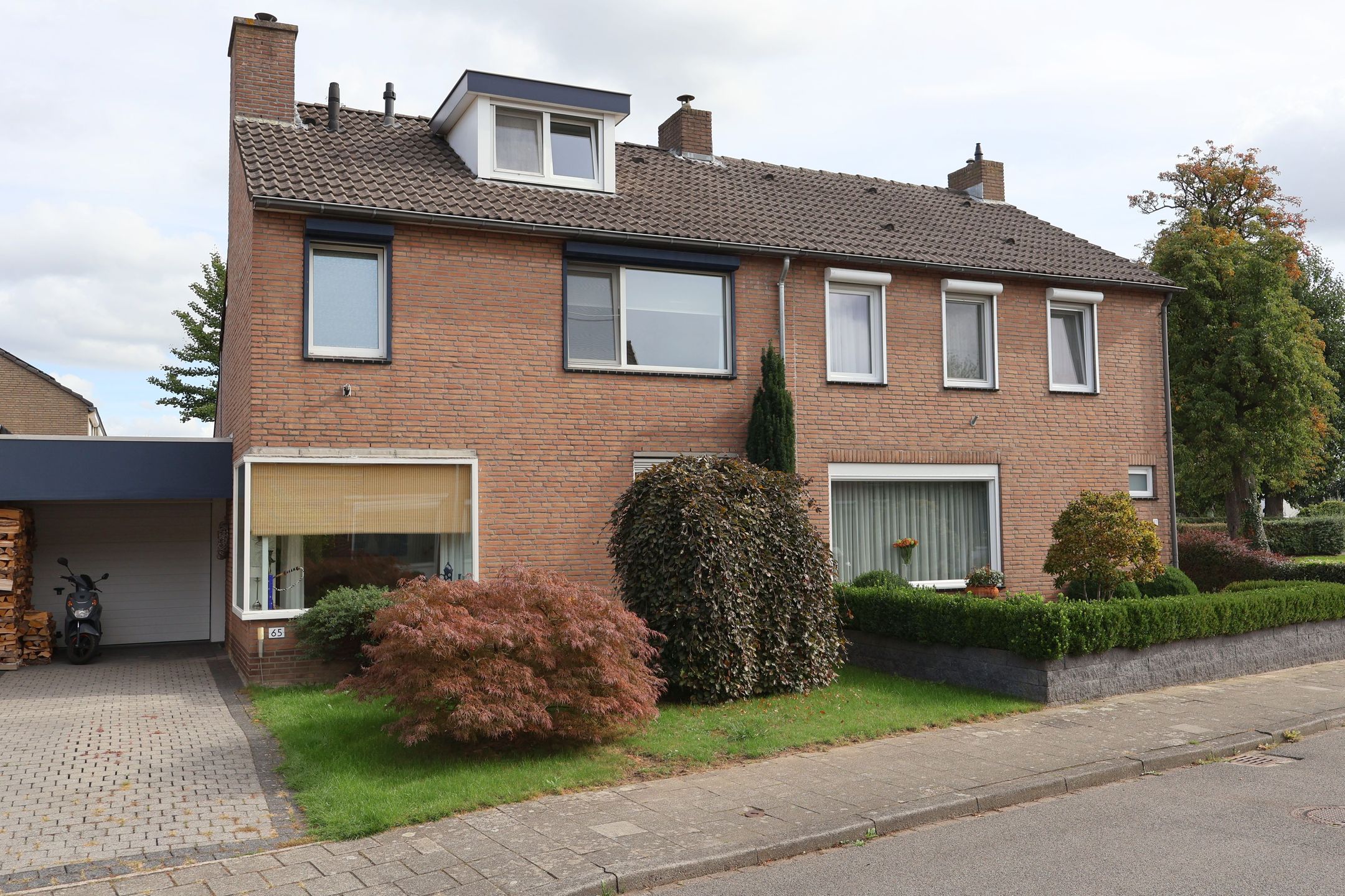 Achter de Hoven 65 