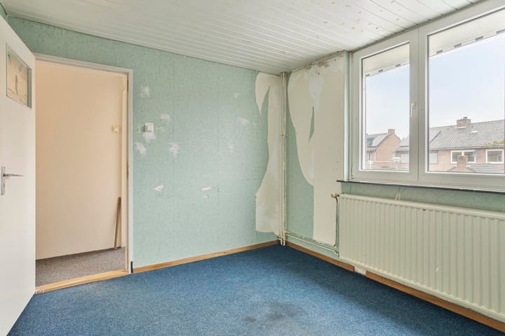 Tussenwoning te koop: Van Hiltenstraat 3, Geleen