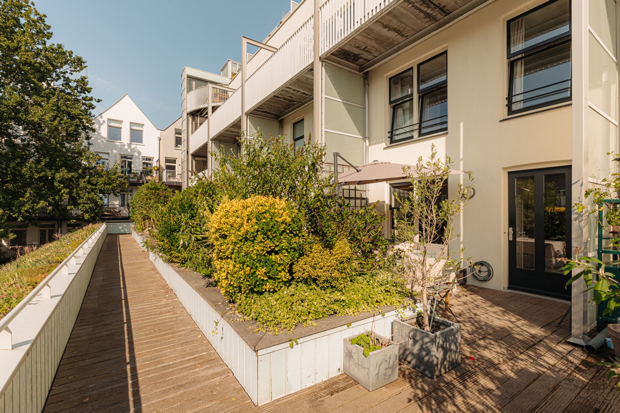 Photo 6 of Spaarndammerstraat 111-C