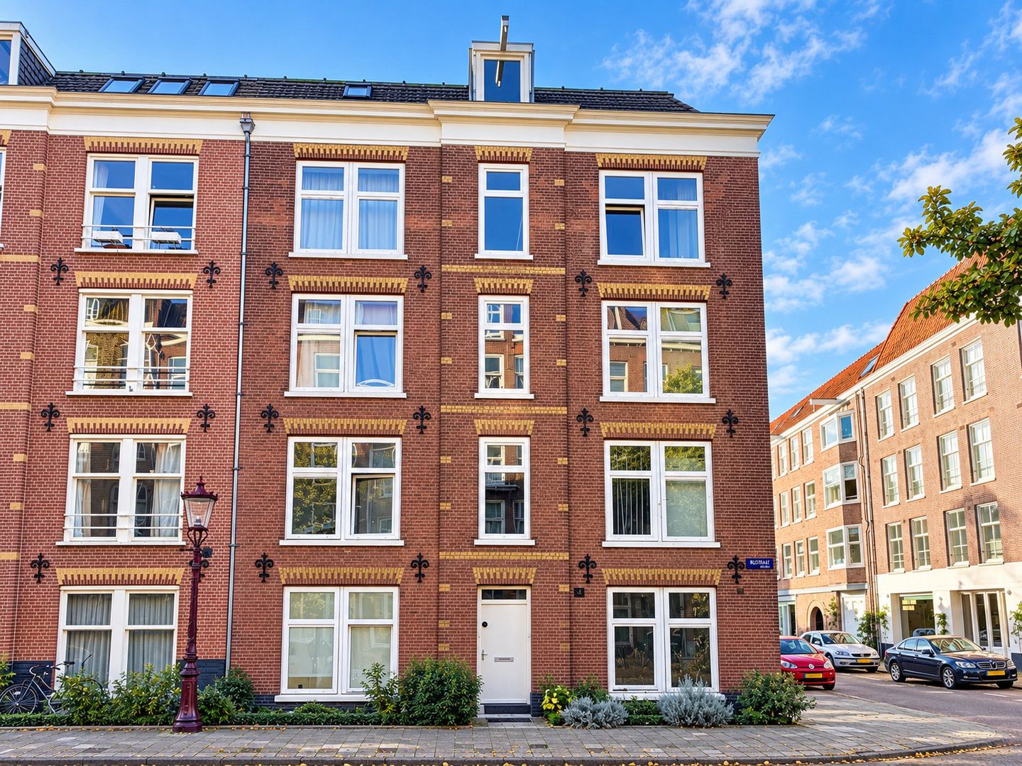 Bekijk foto 2 van Tolstraat 136-HL