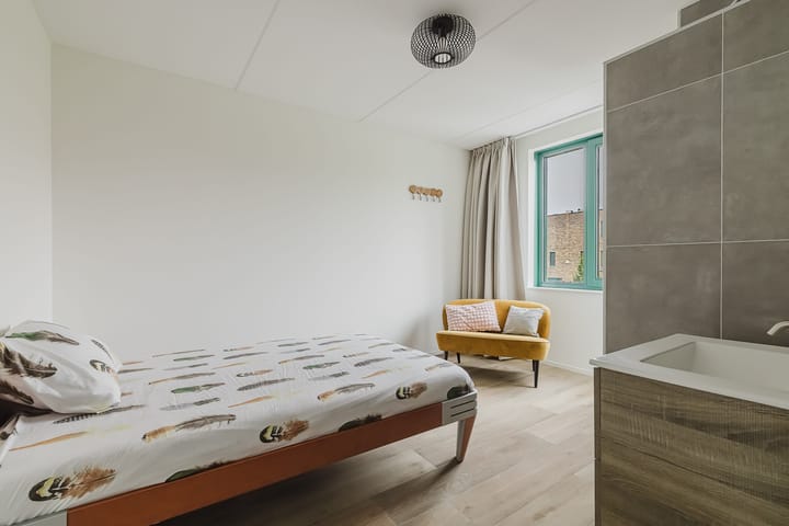 Tussenwoning te koop: Barend Cohenstraat 17, Breda
