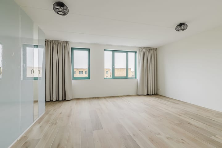 Tussenwoning te koop: Barend Cohenstraat 17, Breda