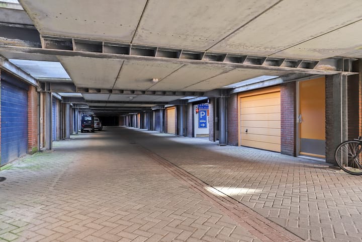 Tussenwoning te koop: Visserseiland 159, Hoorn