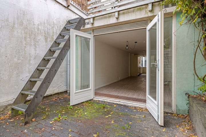 Tussenwoning te koop: Dirklangenstraat 49, Delft