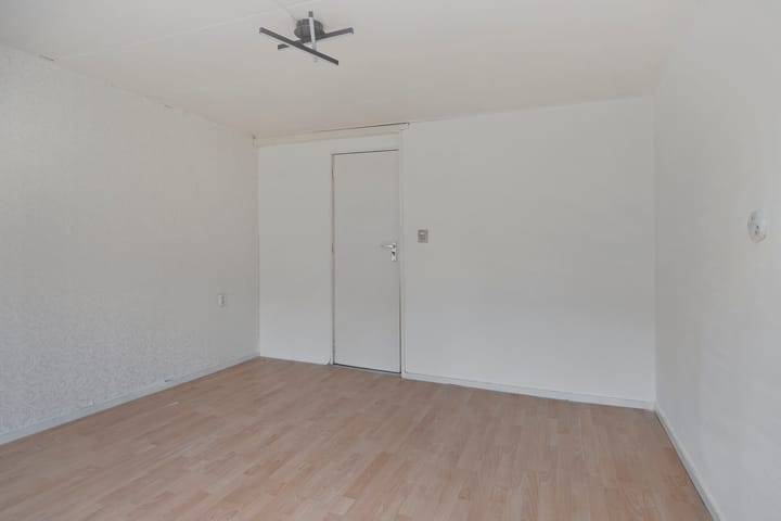 Tussenwoning te koop: Dirklangenstraat 49, Delft