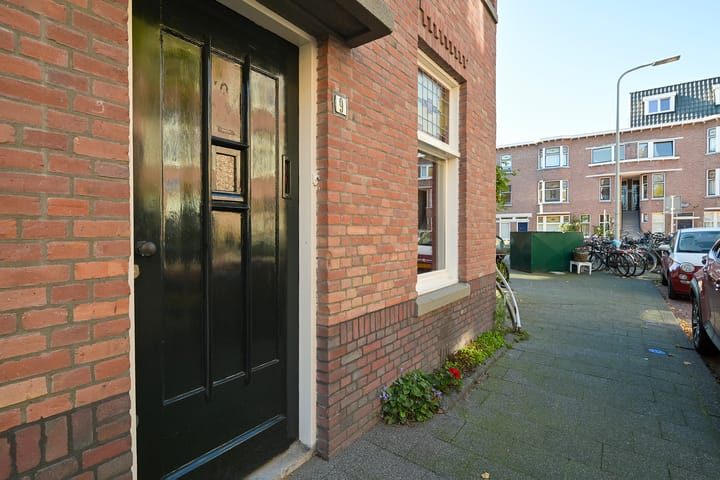 Appartement te koop: Van der Capellenstraat 9, 'S-Gravenhage
