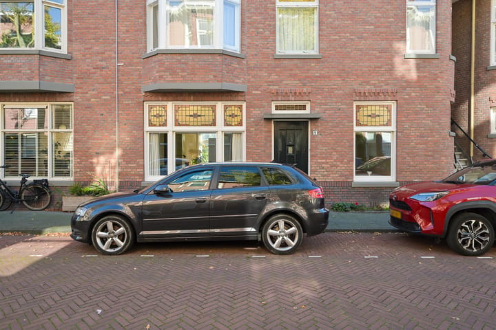 Appartement te koop: Van der Capellenstraat 9, 'S-Gravenhage