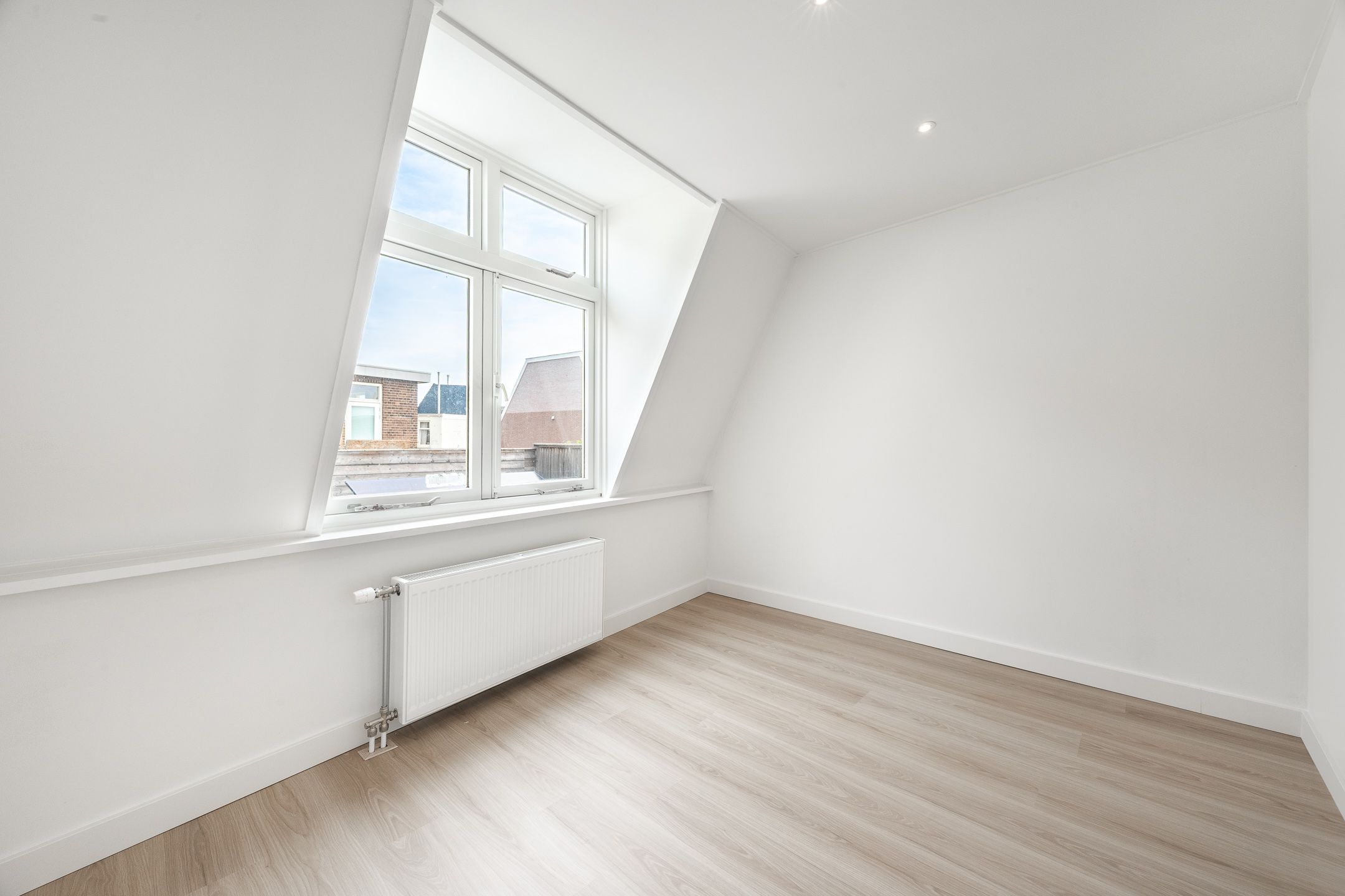 Photo 18 of Bremstraat 45