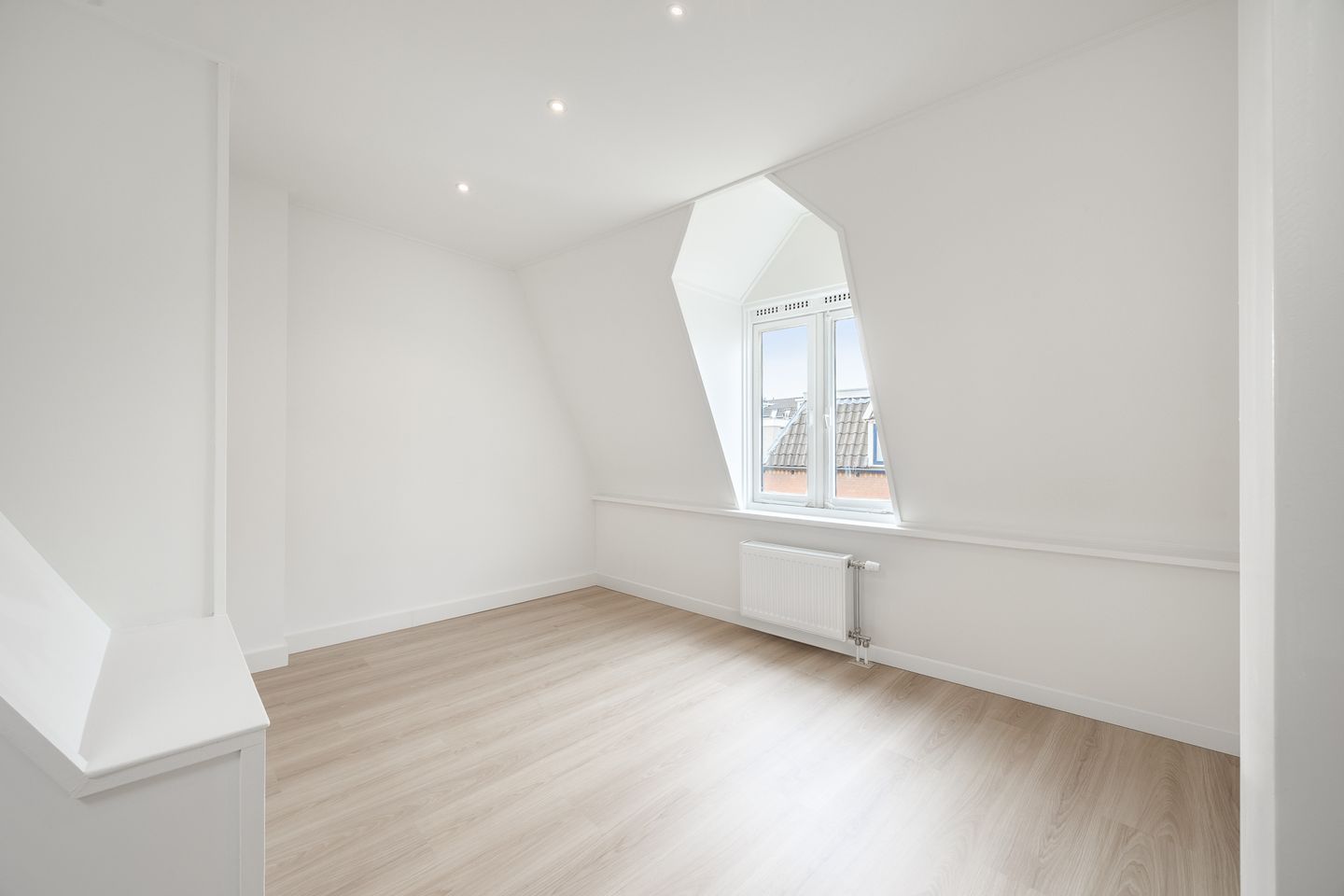 Photo 20 of Bremstraat 45