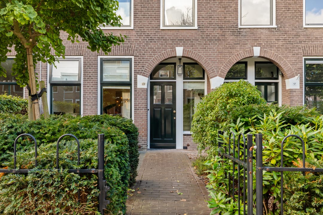 Foto 46 van Helper Weststraat 19