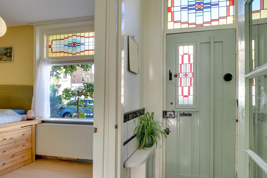Photo 7 of Surinamestraat 128