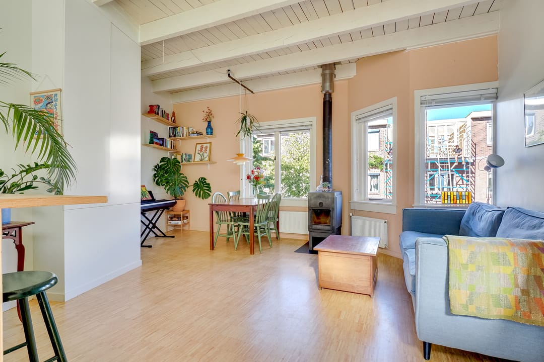 Photo 22 of Surinamestraat 128