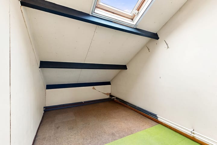 Tussenwoning te koop: Breeuwer 63, Hoorn