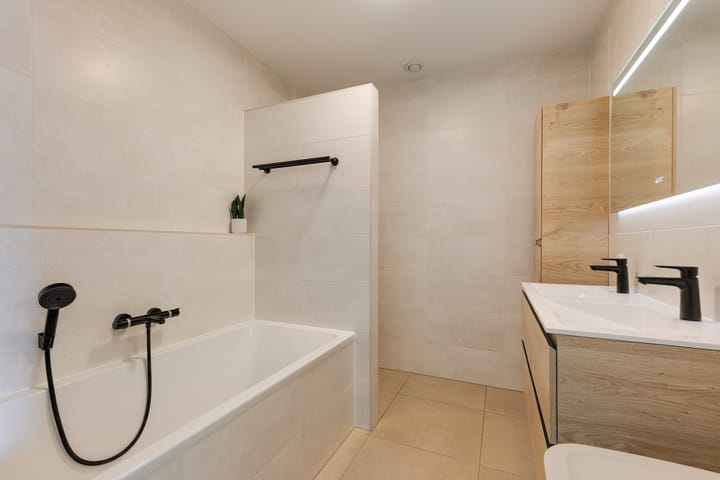 Tussenwoning te koop: Palmkool 27, Hazerswoude-Rijndijk