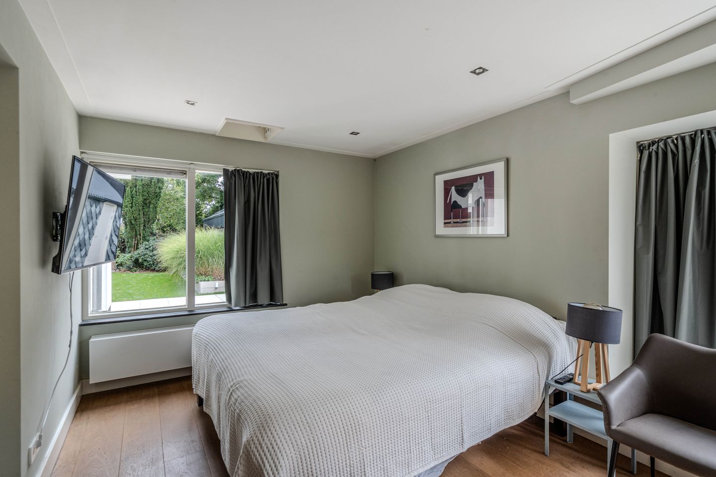 Photo 25 of Van Limburg Stirumstraat 17