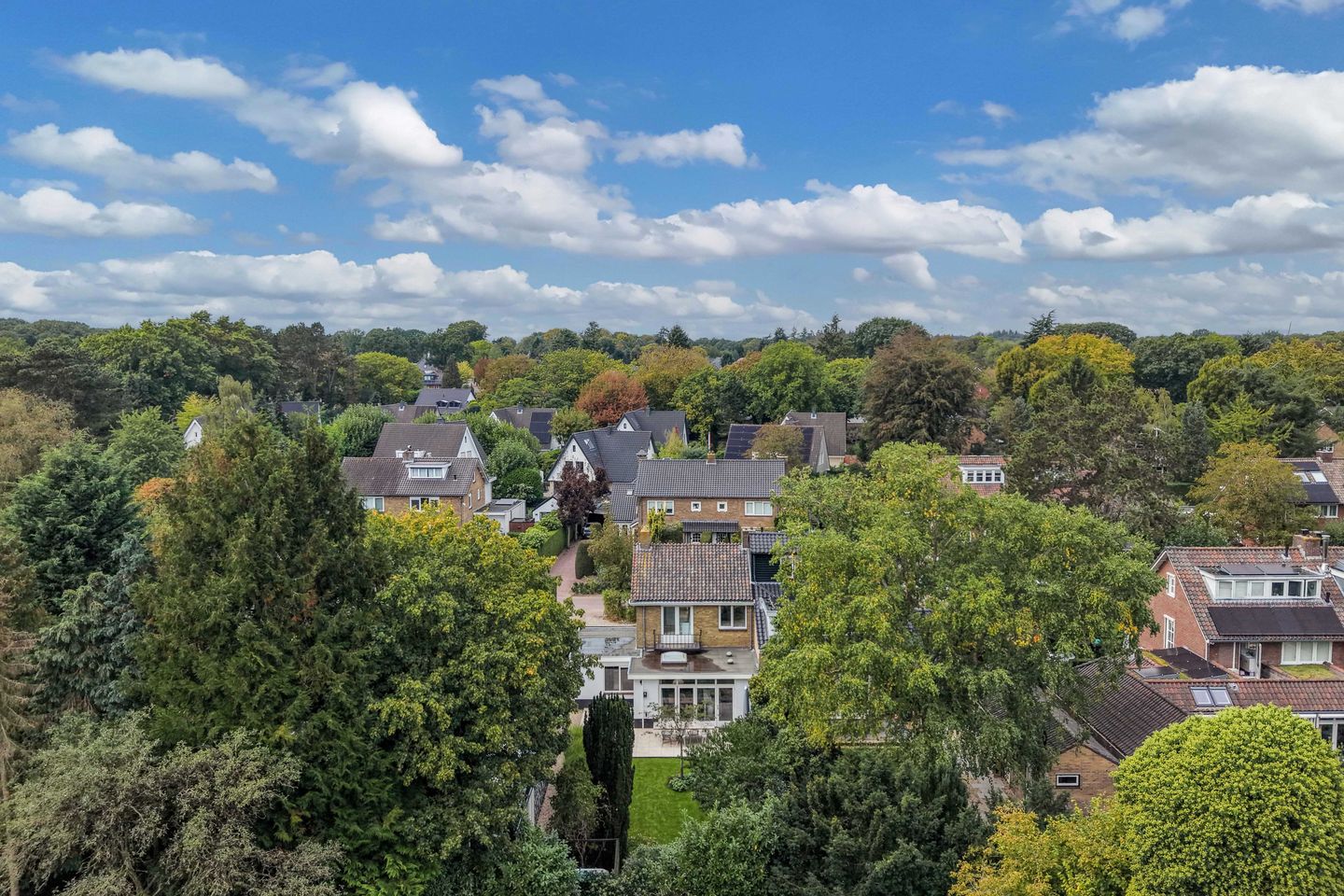Photo 59 of Van Limburg Stirumstraat 17
